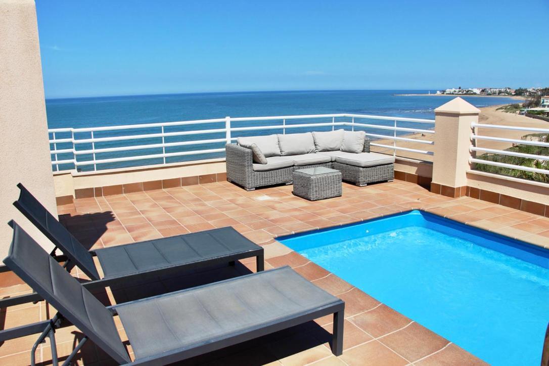 Atico Frontal Al Mar Con Piscina Privada By Homeprive Denia Bagian luar foto