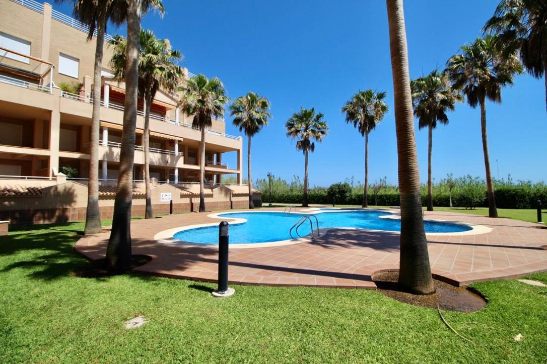 Atico Frontal Al Mar Con Piscina Privada By Homeprive Denia Bagian luar foto
